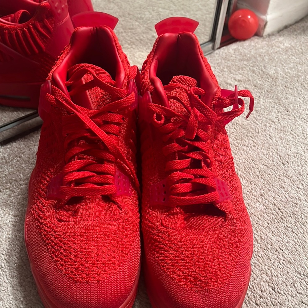 Man shoes Jordan use only 1 time